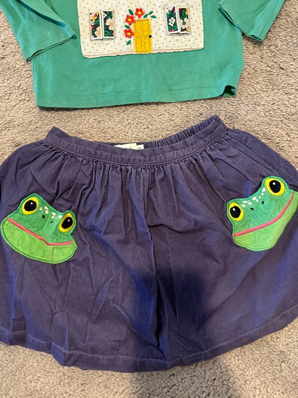 Mini Boden 5/6 Corduroy Skirt with Frog Pockets